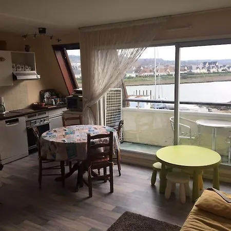 Apartment Duplex F2 Box Tv Fibre Velos Cabourg