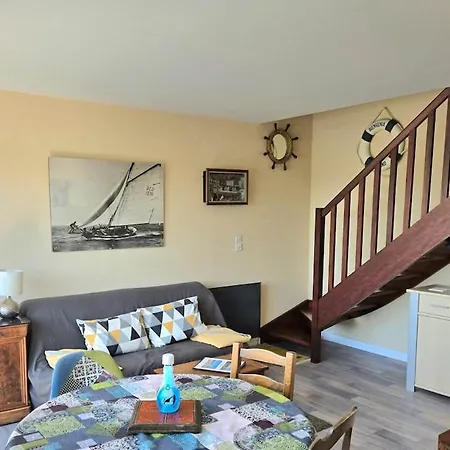 Apartment Duplex F2 Tv Fibre 5 Velos A Disposition *